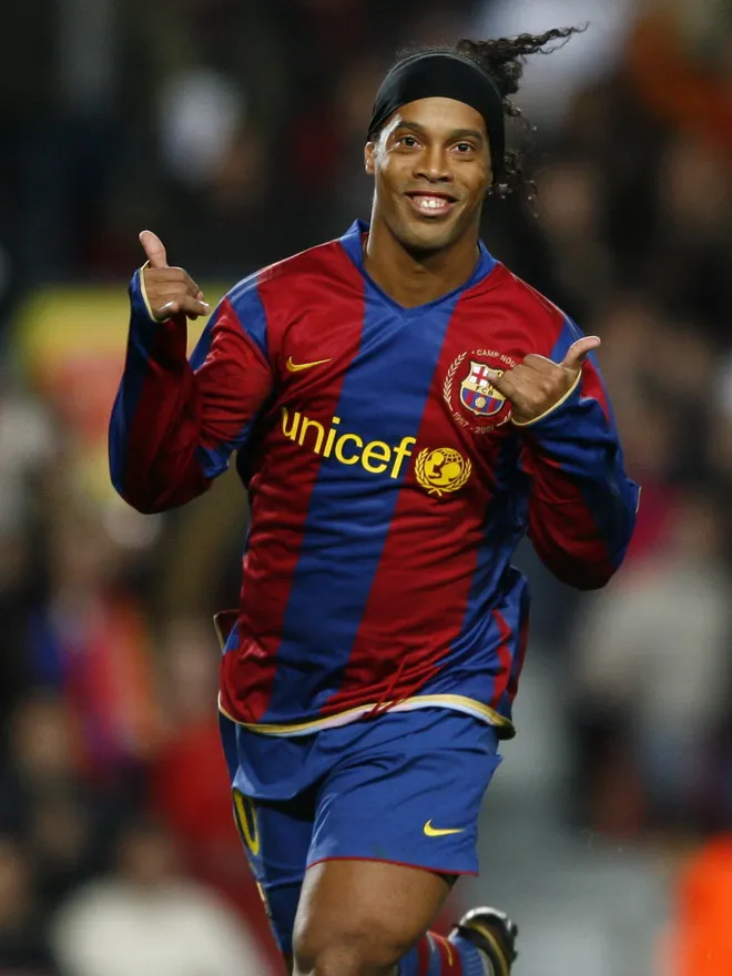 Ronaldinho: Doccumetns